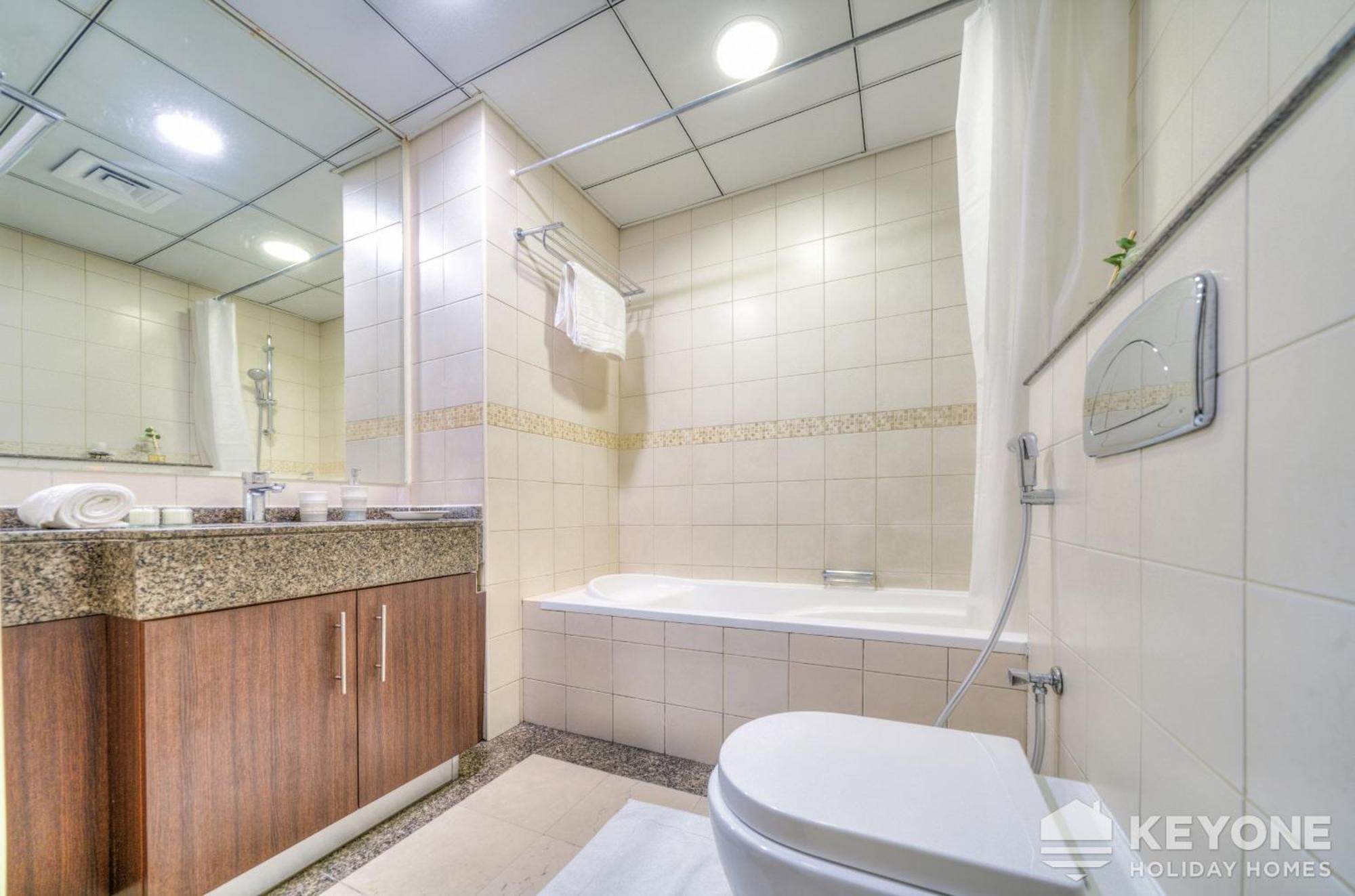 Contemporary One Bedroom With Full Marina View Dubaj Zewnętrze zdjęcie