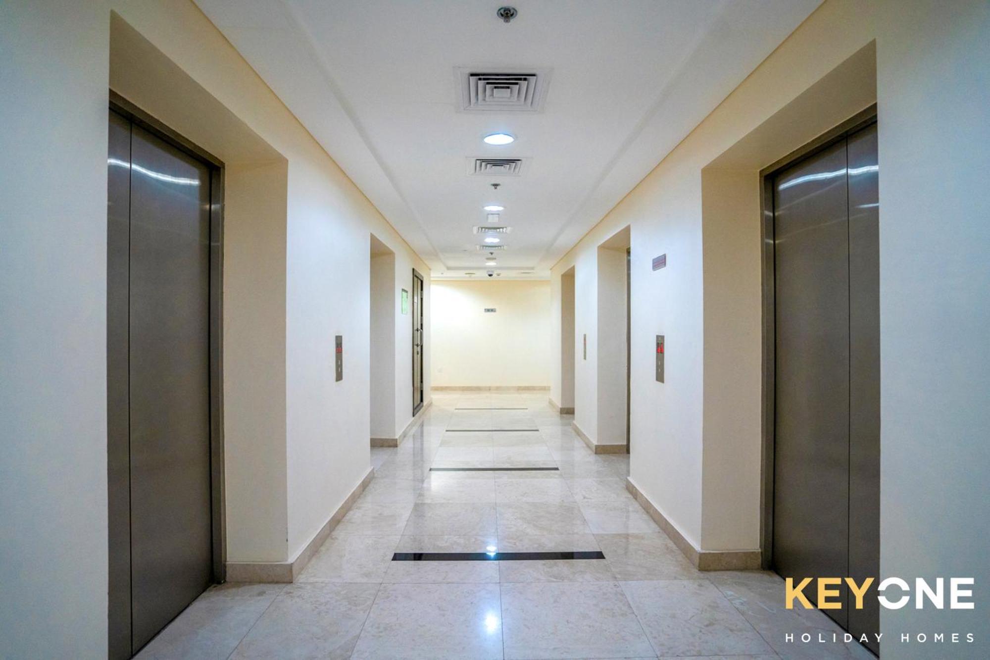 Contemporary One Bedroom With Full Marina View Dubaj Zewnętrze zdjęcie