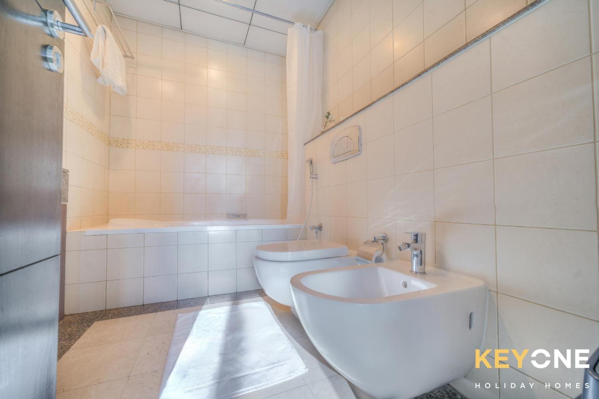Contemporary One Bedroom With Full Marina View Dubaj Zewnętrze zdjęcie